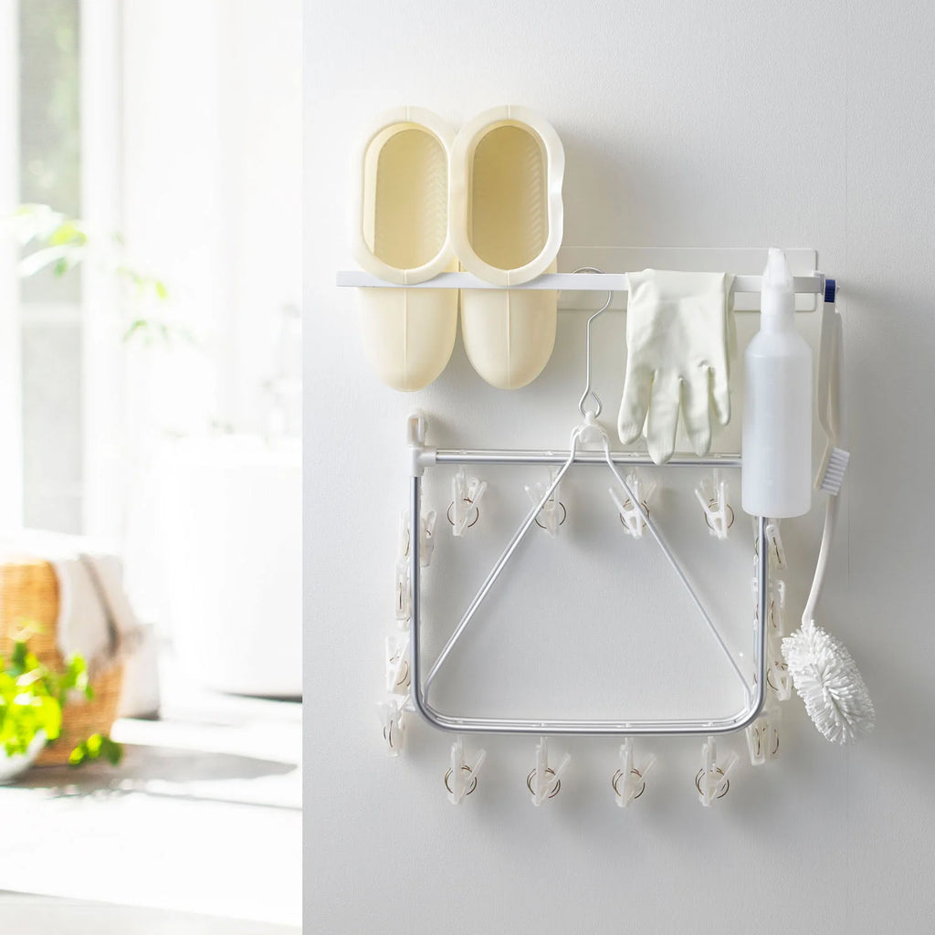 Magnet Clothes Hanger Storage Rack Tower